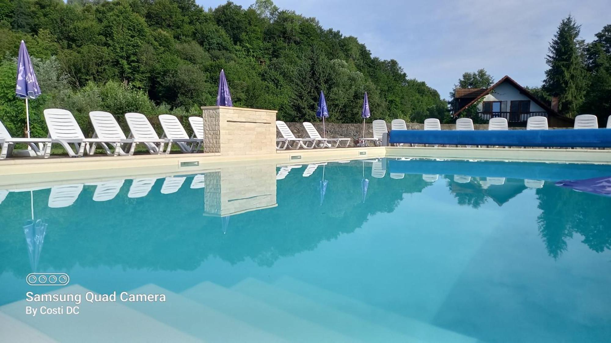 Domeniul Roa Hotel อาวริก ภายนอก รูปภาพ
